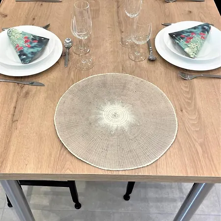 Au Jardin De La Basilique דירה