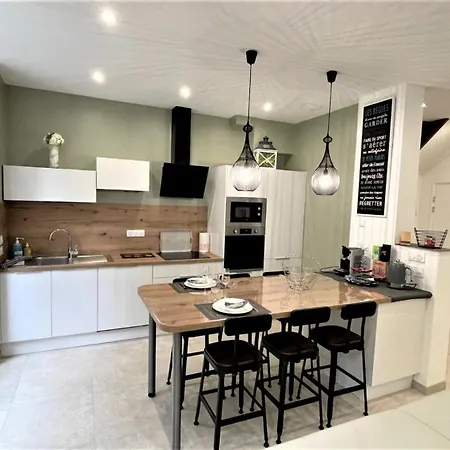 דירה Au Jardin De La Basilique בולון-סור-מאר