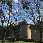 Au Jardin De La Basilique *
