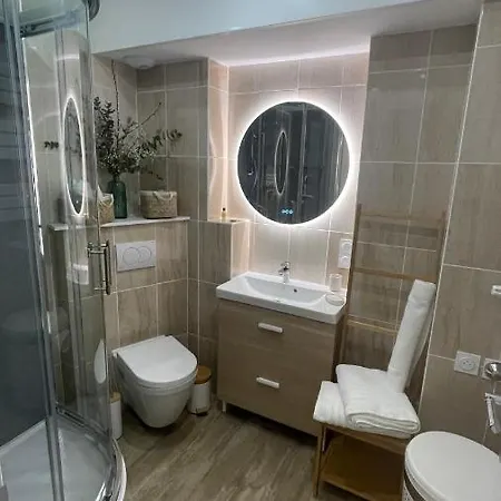 Au Jardin De La Basilique